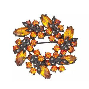 NAPIER Gold Tone Wreath Brooch Pin Fall - New! Boxed!